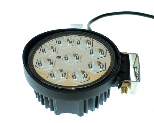 Світлодіодна фара AllLight 32 type 27W 9chip EPISTAR spot 9-30V Світлодіодна фара AllLight 32 type 27W 9chip EPISTAR spot 9-30V