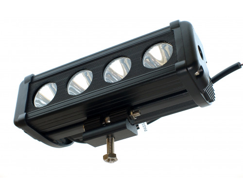 Світлодіодна фара AllLight D-40W 4chip CREE spot 9-30V нижнє кріплення Світлодіодна фара AllLight D-40W 4chip CREE spot 9-30V нижнє кріплення