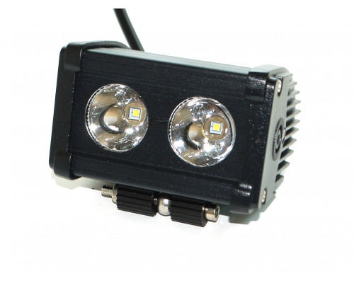 Світлодіодна фара AllLight D-20W 2chip CREE FLOOD 9-30V нижнє кріплення Світлодіодна фара AllLight D-20W 2chip CREE FLOOD 9-30V нижнє кріплення