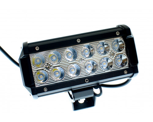 Світлодіодна фара AllLight C-36W 12chip CREE spot 9-30V нижнє кріплення Світлодіодна фара AllLight C-36W 12chip CREE spot 9-30V нижнє кріплення